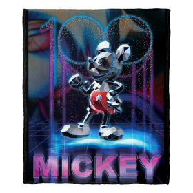 DIS 100 - MICKEY ONE HUNDRED